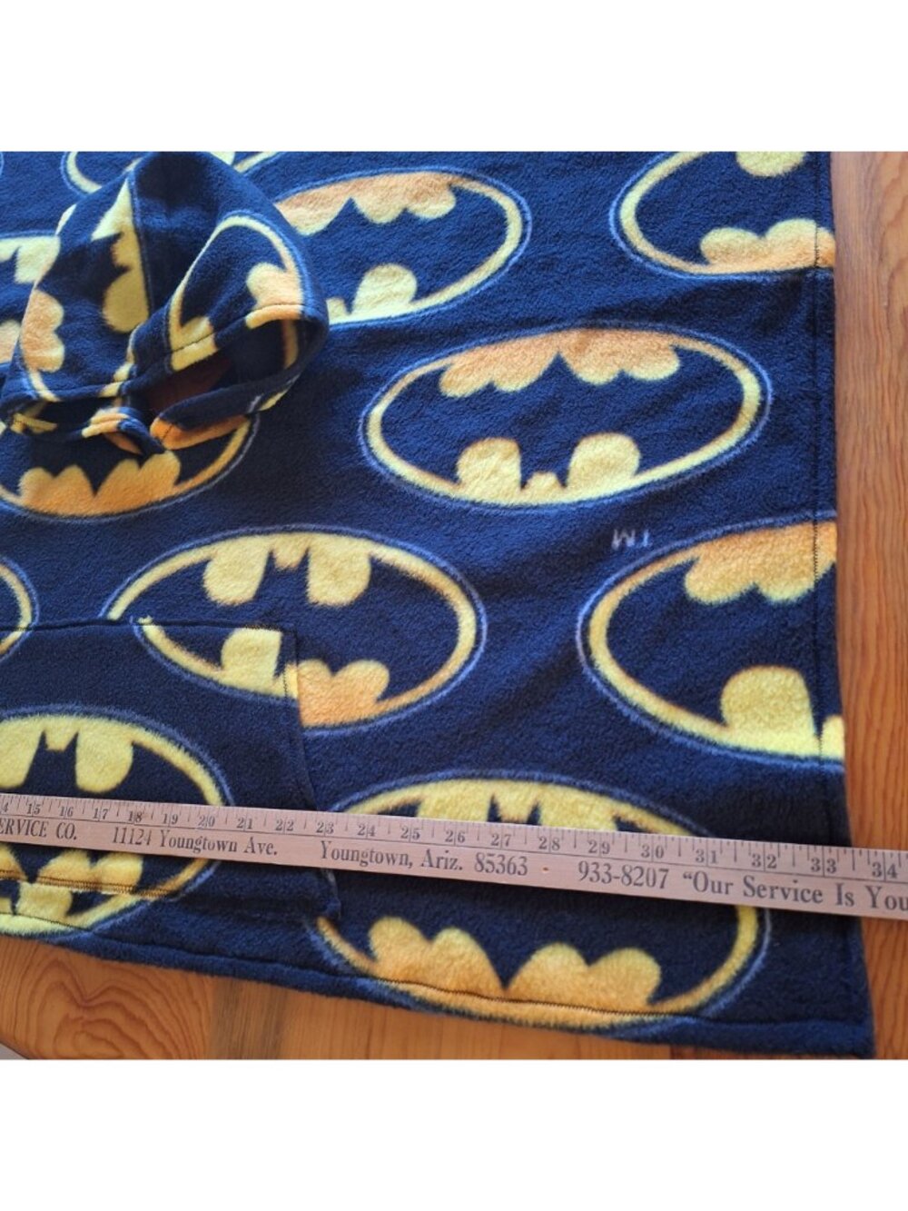 Handmade Batman Kids Fleece Poncho With Hood & Pocket Car Seat Black Yellow - Picture 9 of 11